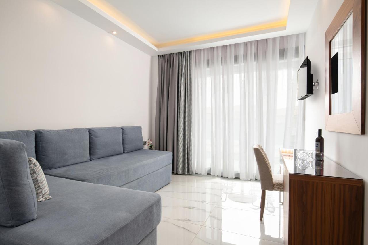 4-You Boutique Metamorfosi  Ngoại thất bức ảnh