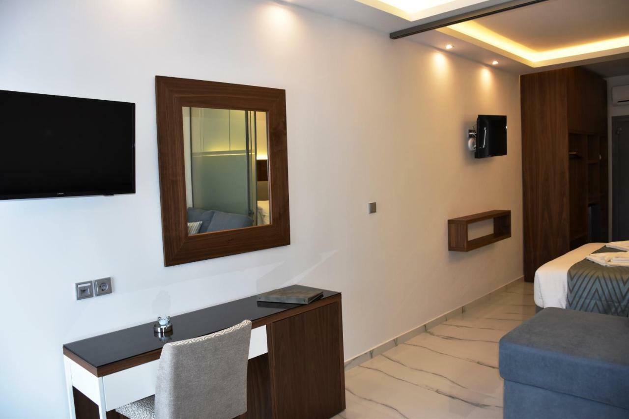 4-You Boutique Metamorfosi  Ngoại thất bức ảnh